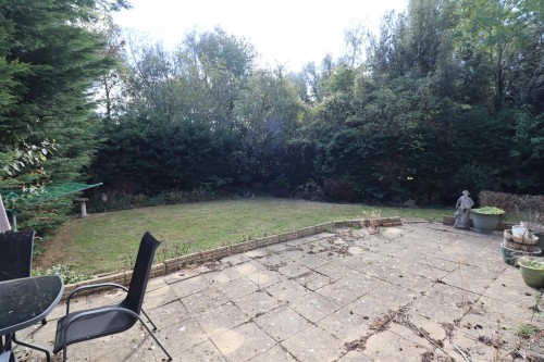 Great Denson, Eaglestone, Milton Keynes - Photo 11