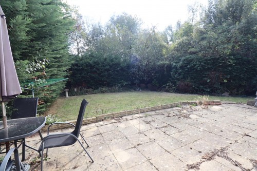 Great Denson, Eaglestone, Milton Keynes - Photo 13