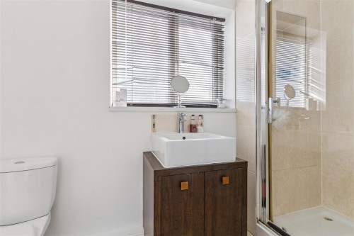 Attingham Hill, Great Holm, Milton Keynes - Photo 15