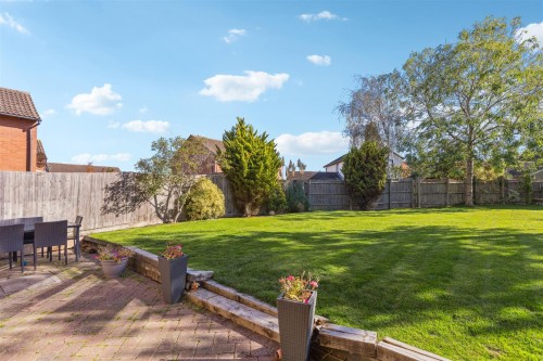 Attingham Hill, Great Holm, Milton Keynes - Photo 21