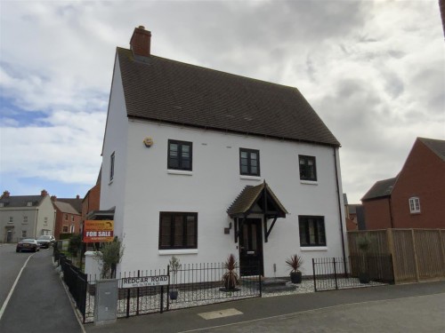 Redcar Road, Towcester - Photo 1