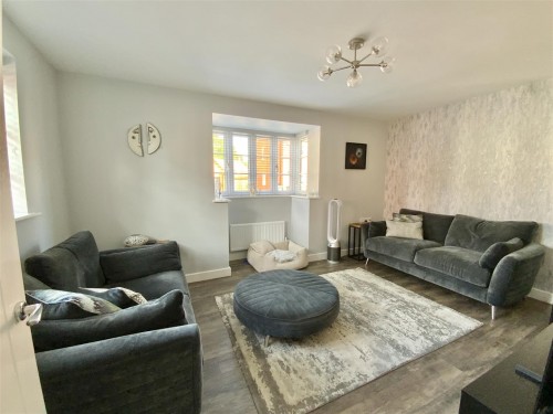 Redcar Road, Towcester - Photo 2