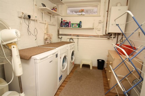 5 Lime utility room.JPG