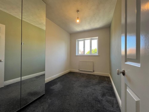 Bedroom 3.jpg