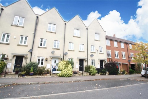 St. Helena Avenue, Newton Leys, Milton Keynes - Photo 1