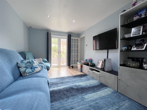 Taylors Mews, Neath Hill, Milton Keynes - Photo 3