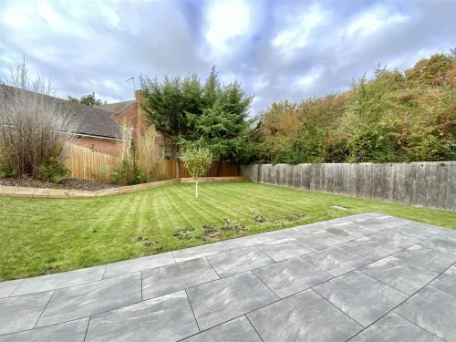 Guest Gardens, New Bradwell - Photo 24