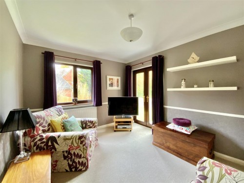 Sitting Room/ Study/ Bedroom 5