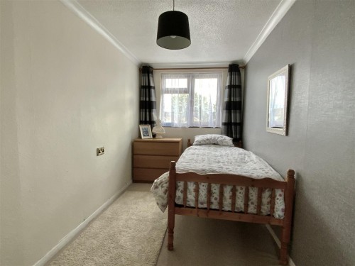 Bedroom 4 (First Floor) Bedroom 4 (First Floor)