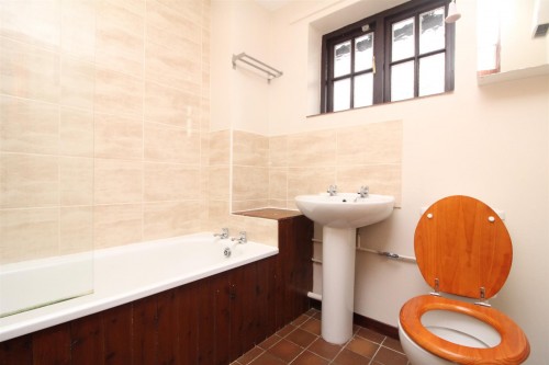 Bathroom.JPG Bathroom.JPG