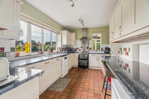 DSC06468-06dcd4d540c86d88b0bb79671d14f82c - 800px