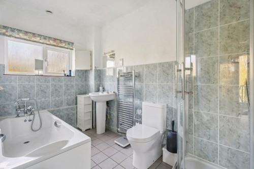 DSC06522-52b703b99549541750ded93db7a8473f - 800px.