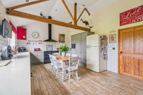 DSC06769-80f60f0e3a83c6becc252d18dba67baa - 800px.