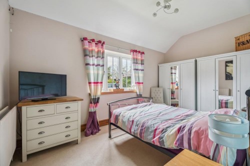 DSC06736-e32422b411743bc2afb0329da007d8d9 - 800px. DSC06736-e32422b411743bc2afb0329da007d8d9 - 800px.