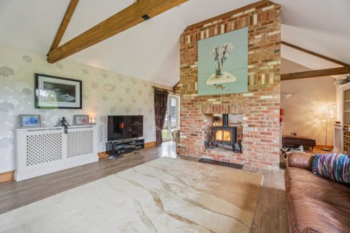 DSC06787-242805995a2c1183b877a5f4a434faac - 800px. DSC06787-242805995a2c1183b877a5f4a434faac - 800px.