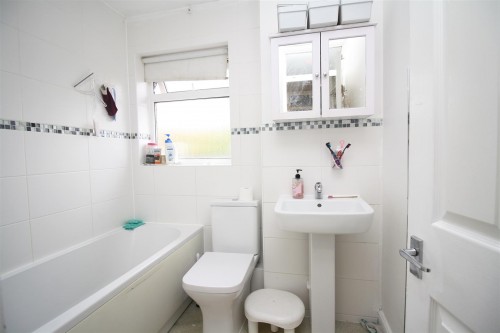 Family Bathroom Family Bathroom