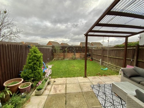 Petersham Close, Newport Pagnell - Photo 11