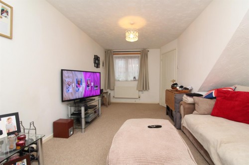 Lounge.JPG Lounge.JPG