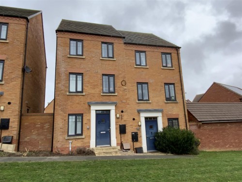 Cicero Crescent, Fairfields, Milton Keynes - Photo 1