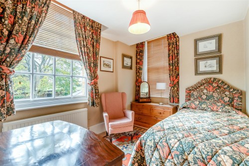 8669303-interior29.jpg 8669303-interior29.jpg