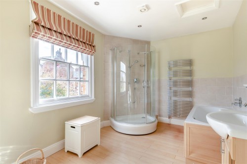 8669303-interior26.jpg 8669303-interior26.jpg
