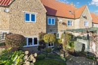 Click the photo for more details of 8, Northamptonshire, Gees Farm Close