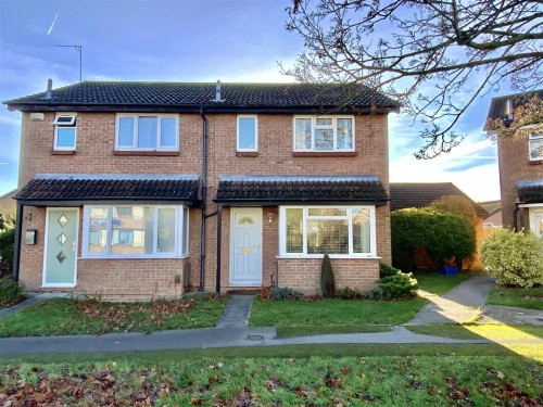 Hyde Close, Newport Pagnell - Photo 1 Hyde Close, Newport Pagnell - Photo 1