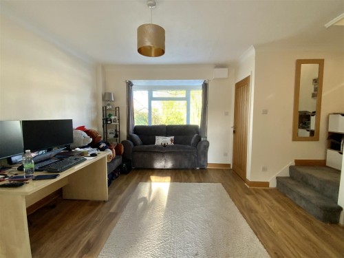 Hyde Close, Newport Pagnell - Photo 2 Hyde Close, Newport Pagnell - Photo 2