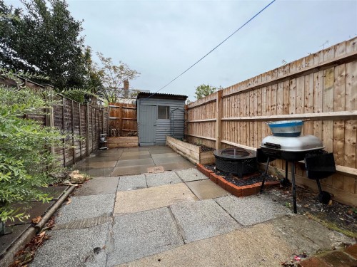 Garden.jpg Garden.jpg