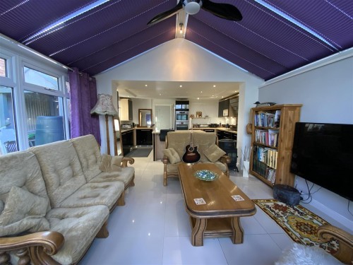 Chestnut Close, Stony Stratford, Milton Keynes - Photo 4