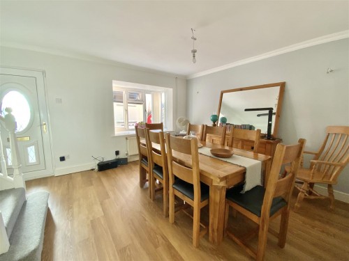 Chestnut Close, Stony Stratford, Milton Keynes - Photo 6