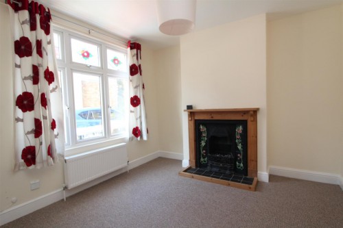 Lounge.JPG Lounge.JPG