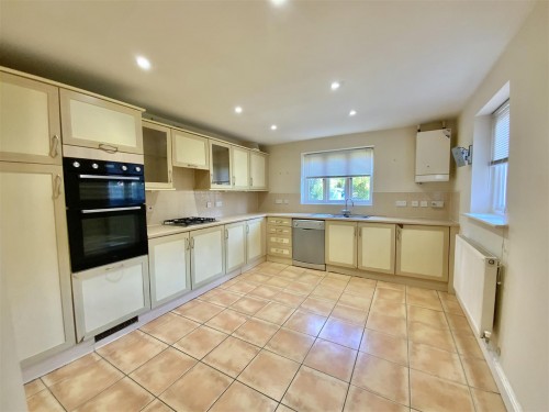 Old Stable Yard, Old Stratford, Milton Keynes - Photo 2