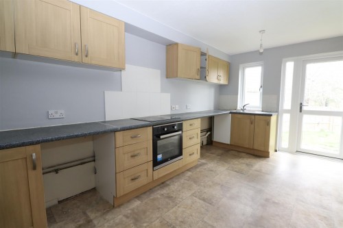 Arbrook Avenue, Bradwell Common, Milton Keynes - Photo 5 Arbrook Avenue, Bradwell Common, Milton Keynes - Photo 5