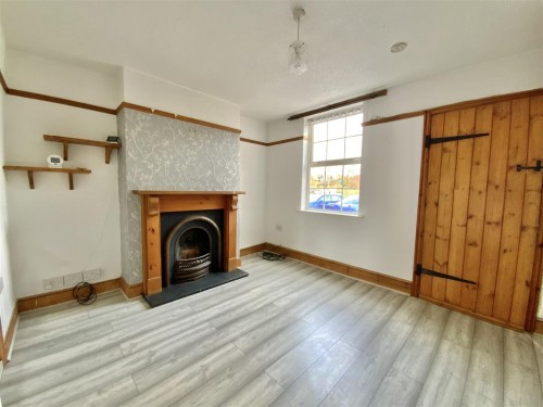 16 Patricks Lane, Deanshanger, Northamptonshire, MK19 6HS - Photo 2