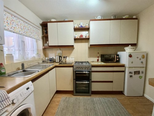 Peel Road, Wolverton, Milton Keynes - Photo 3