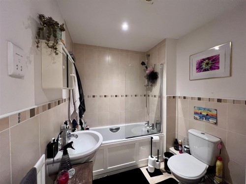 Dunthorne Way, Grange Farm, Milton Keynes - Photo 6