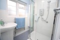 48 Shenley shower room.JPG