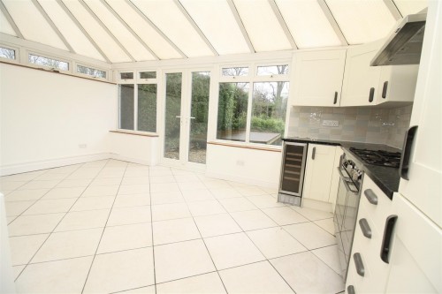 Leon Avenue, Bletchley, Milton Keynes - Photo 8