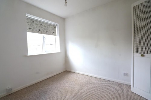 Kirtlington, Downhead Park, Milton Keynes, - Photo 9