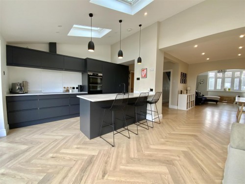 Kitchen/ Family Room