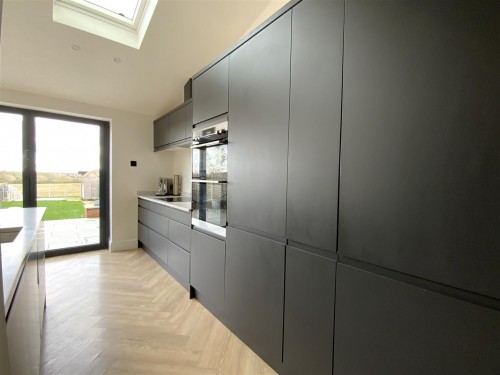 Kitchen/ Family Room