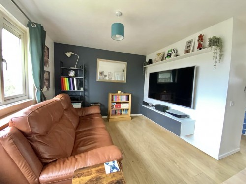 Mitcham Place, Bradwell Common - Photo 3