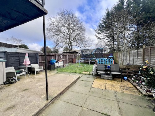 Rochfords, Coffee Hall, Milton Keynes - Photo 9