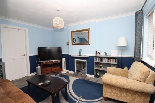 Kirtlington, Downhead Park, Milton Keynes - Photo 3