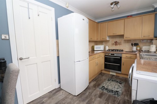 Kirtlington, Downhead Park, Milton Keynes - Photo 6