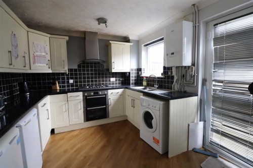 Braybrooke Drive, Furzton, Milton Keynes - Photo 4