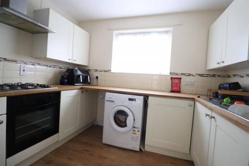 Knaphill Crescent, Northampton - Photo 4