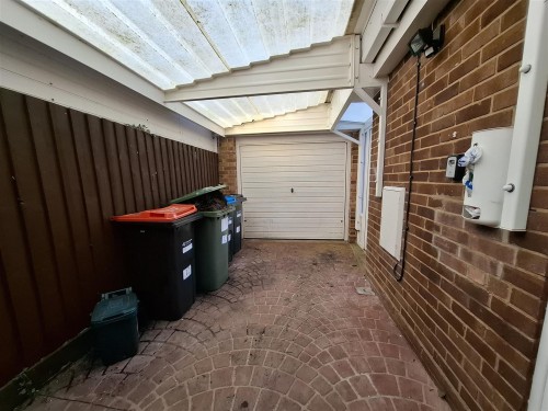 Car Port.jpg Car Port.jpg