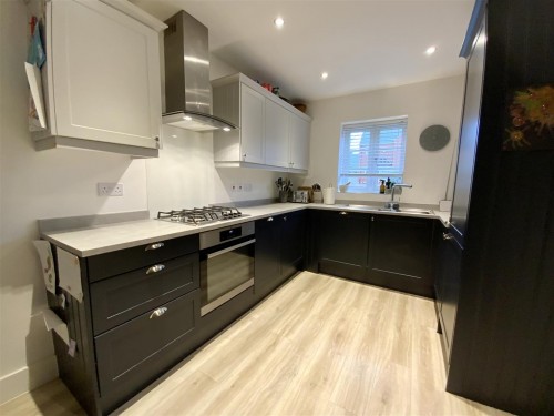 The Glebe, Bugbrooke, Northampton - Photo 3